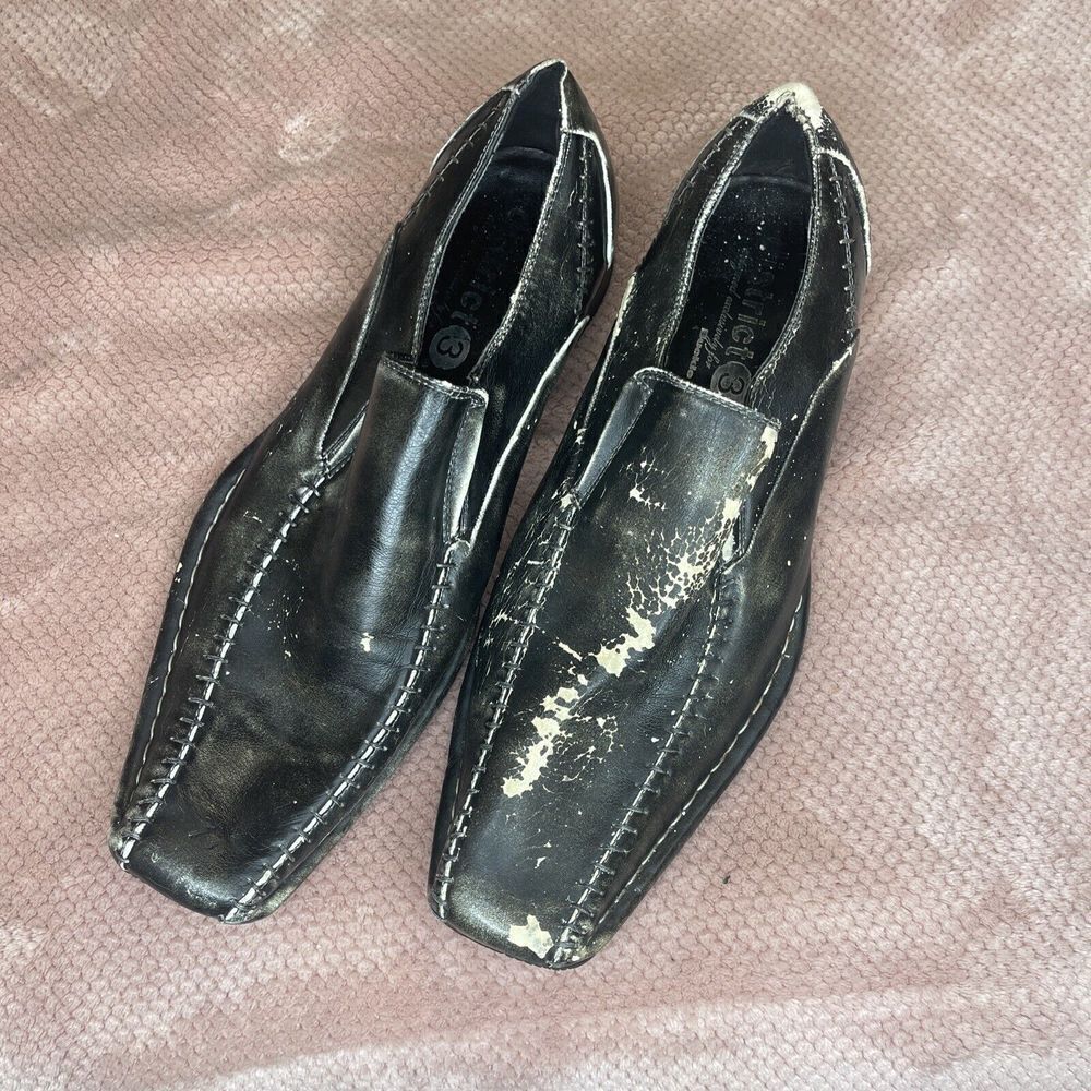 Buckle District 3 Slip On Shoes Men's Black Size 10 Square Toe Loafer